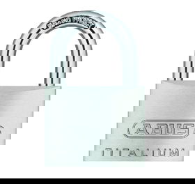 Titalium hangslot