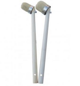 Bokkepoot. wit haar. met houten steel 40 mm