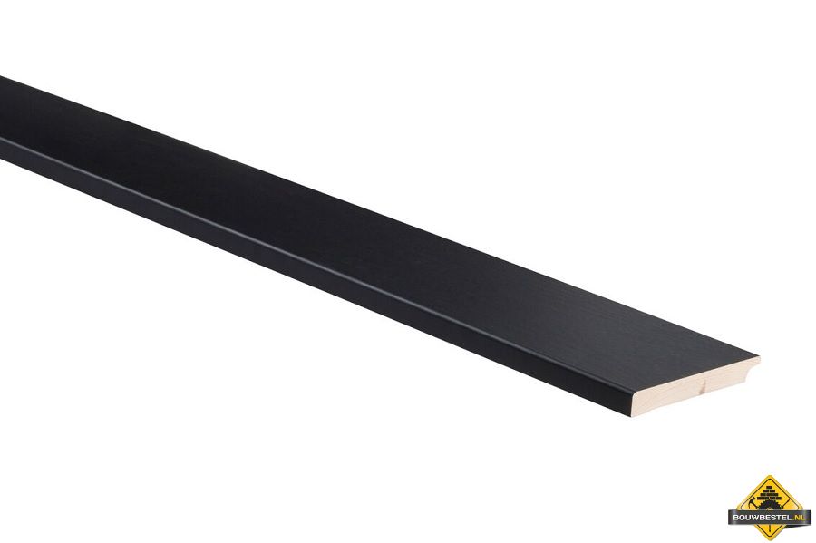 Grenen plint voorgelakt 9011 FSC 15 x 90 mm 480 cm - per 2 stuks
