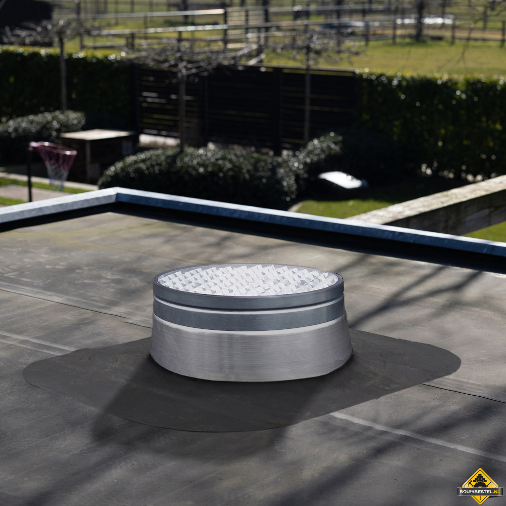 Solatube diameter 53cm Cradle plat dak buitenzijde
