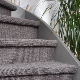 Trap bekleden met tapijt