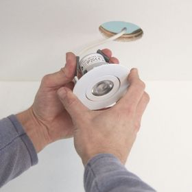 Inbouwspots monteren in verlaagd plafond