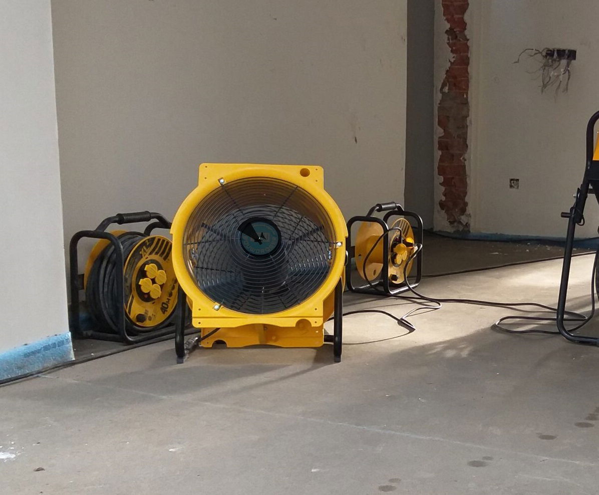 cementdekvloer_laten_drogen